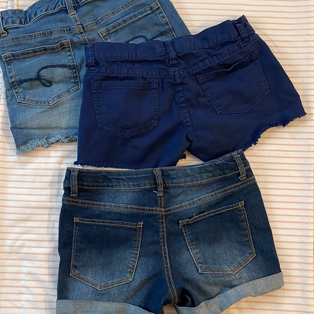 A set of shorts for a girls or fragile woman - Picture 2 of 10